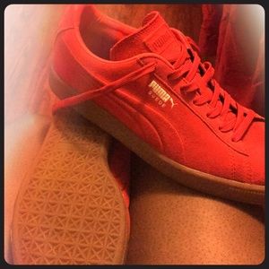 Red PUMA Suedes